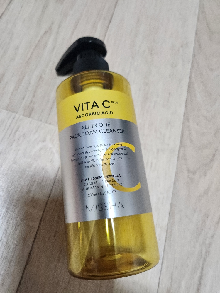 미샤 (MISSHA) 비타씨플러스 올인원 팩 폼 클렌저 review image