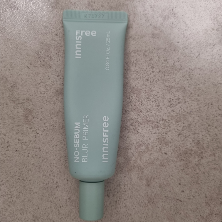 이니스프리 (INNISFREE) 노세범 블러 프라이머 review image