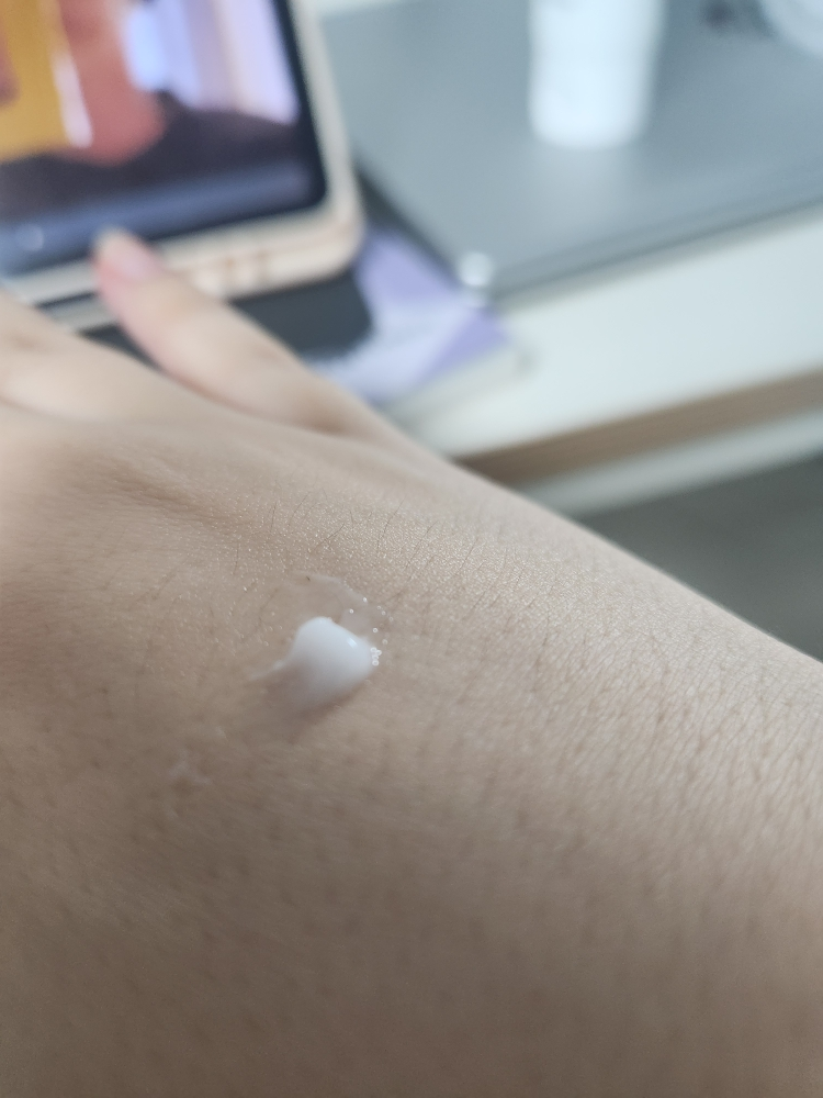 Ảnh đánh giá thực tế của người dùng về Kem dưỡng da Blue Chamomile Hyaluronic