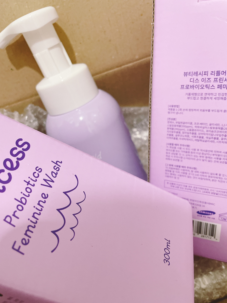 뷰티레시피 (BeautyRecipe) 리틀머메이드 디스 이즈 프린세스 프로바이오틱스 페미닌워시 review image