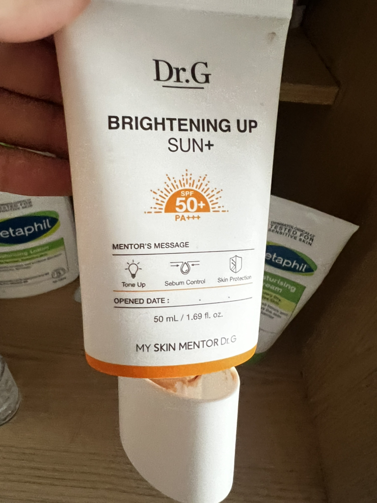 Ảnh đánh giá thực tế của người dùng về Brightening Up Sun Plus [SPF50+/PA+++]