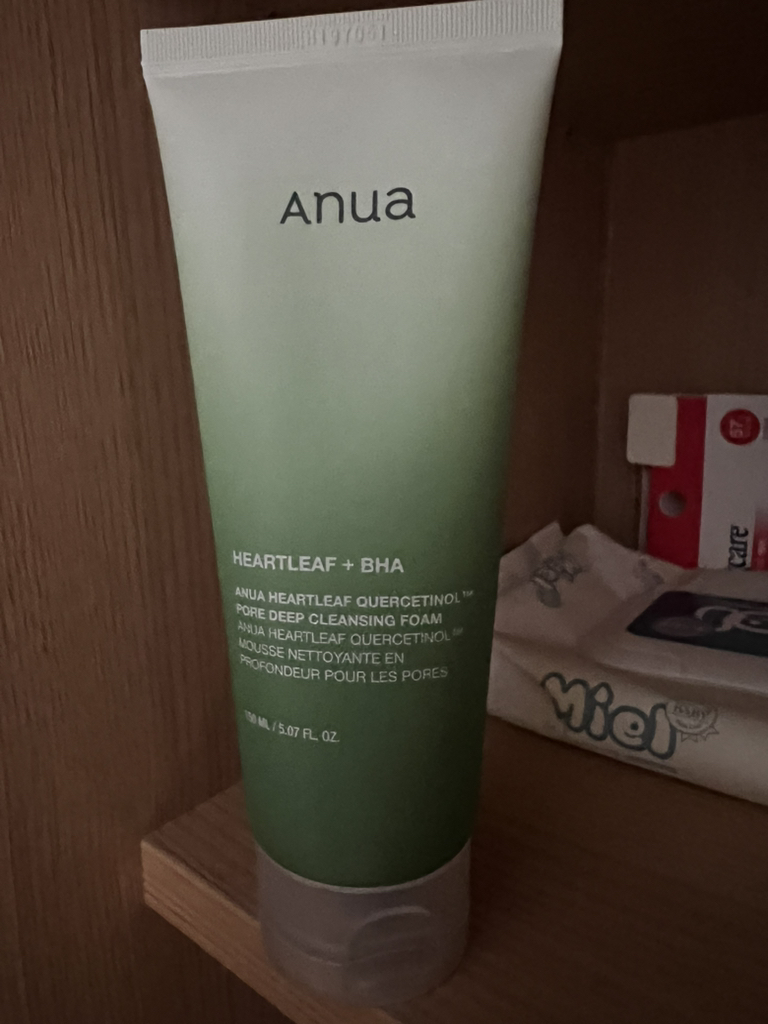 아누아 (Anua) 어성초 쿼세티놀™ 모공 딥 클렌징 폼 review image