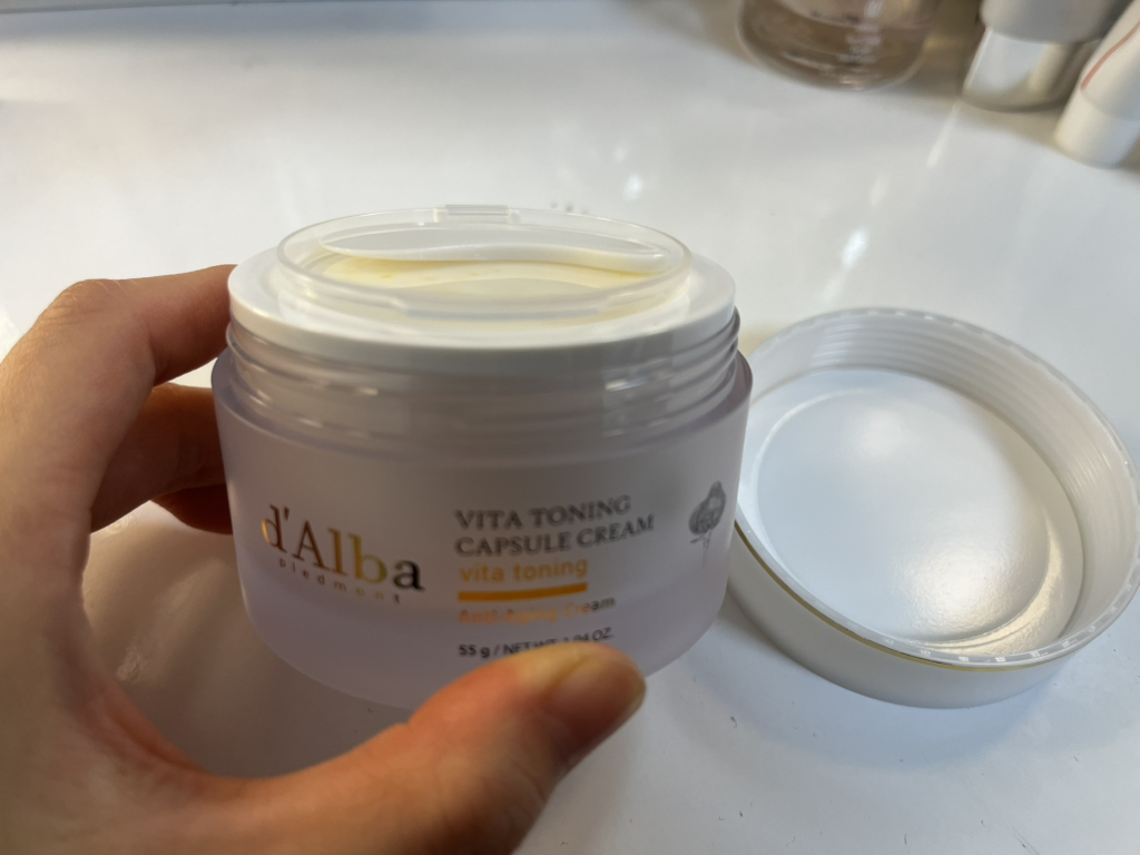d'Alba Vita Toning Capsule Cream Reviews for Normal Skin | Hwahae