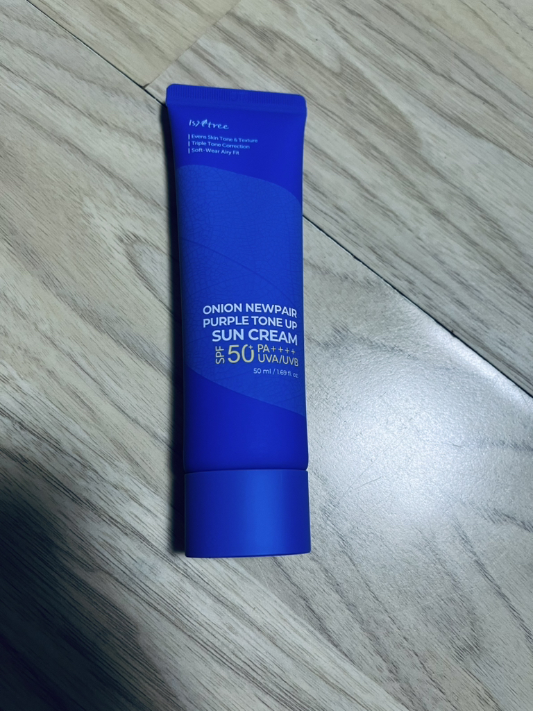 이즈앤트리 (IsNtree) 어니언 뉴페어 퍼플 톤업 선크림 [SPF50+/PA++++] review image
