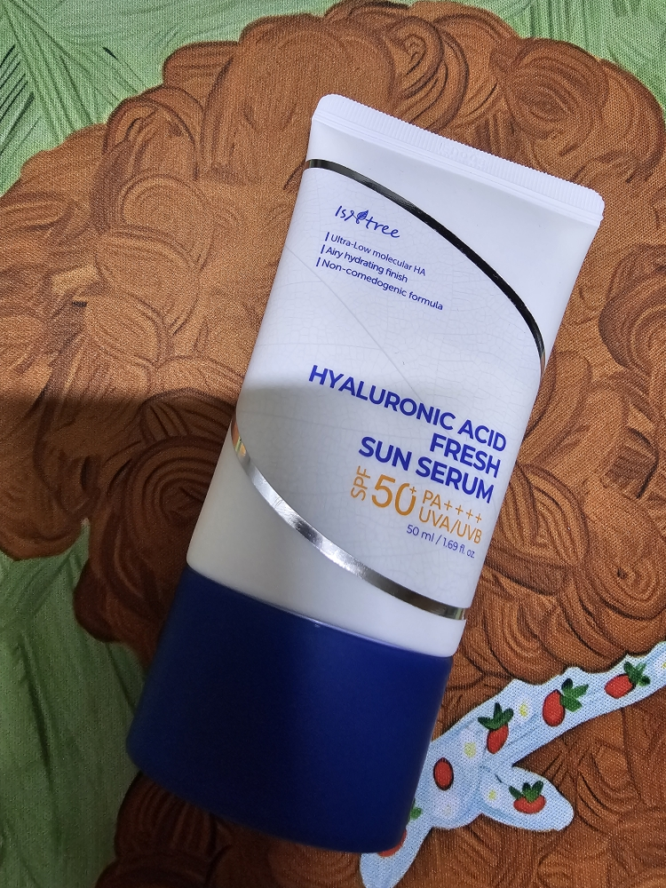 透明质酸清爽防晒精华液 [SPF50+/PA++++]的真实用户使用照片
