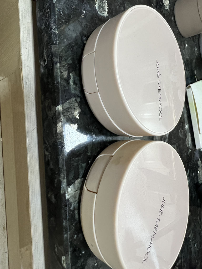 정샘물뷰티 (JUNGSAEMMOOL) 스킨 누더 커버레이어 쿠션 [SPF50+/PA+++] [N라이트] review image