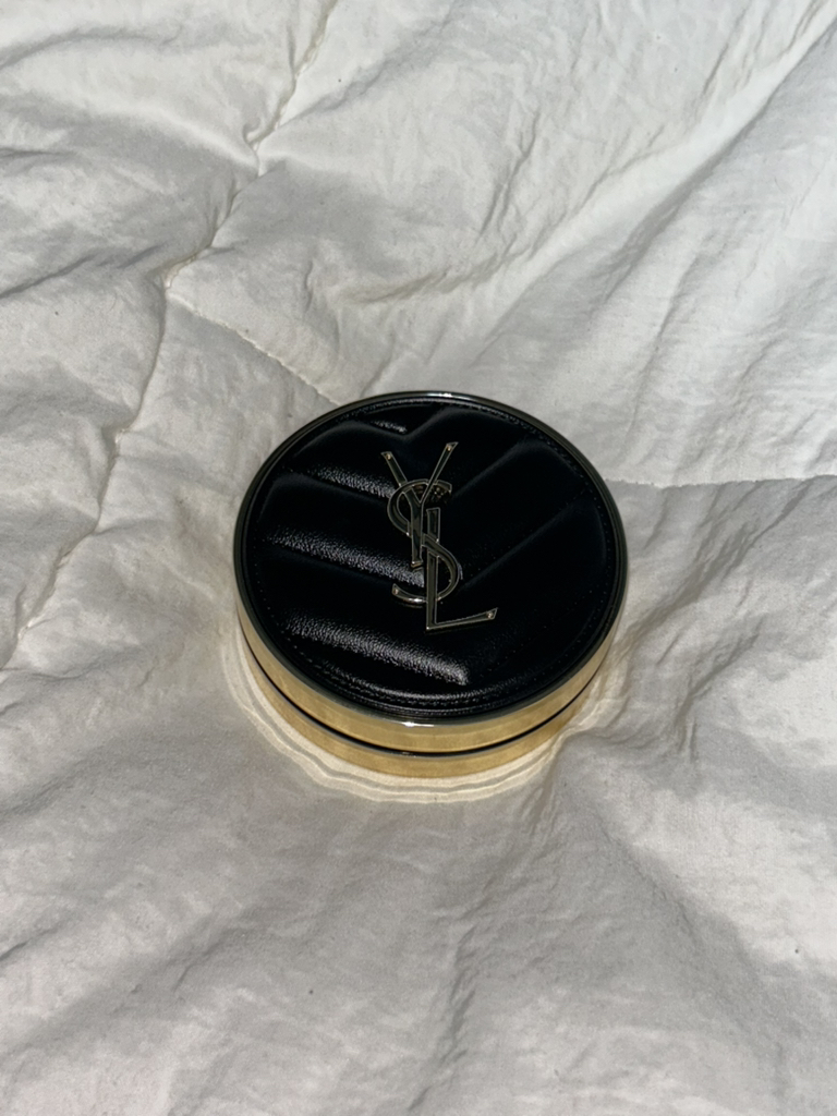 입생로랑뷰티 (YVESSAINTLAURENTBEAUTY) 엉크르 드 뽀 쿠션 [SPF23/PA++] [10] review image