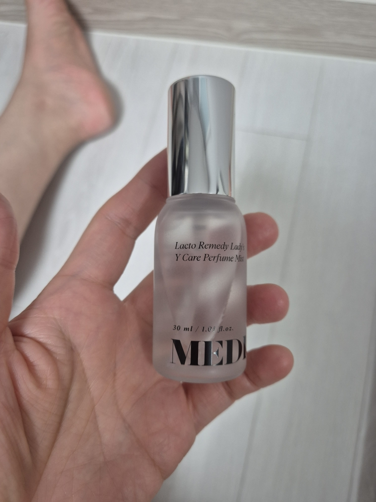 Ảnh đánh giá thực tế của người dùng về Lactorymedi Y Care Perfume Mist [Pure]