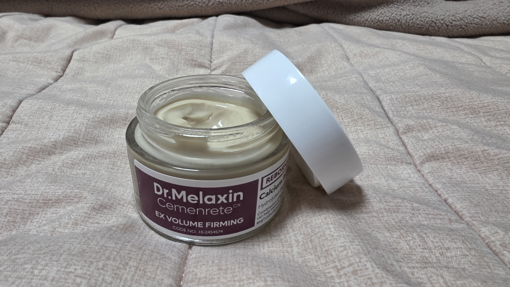 Melaxin 博士 水泥基钙塑眼霜 common.review image