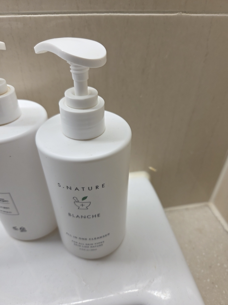 에스네이처 (S.NATURE) 블랑쉬 클렌저 review image