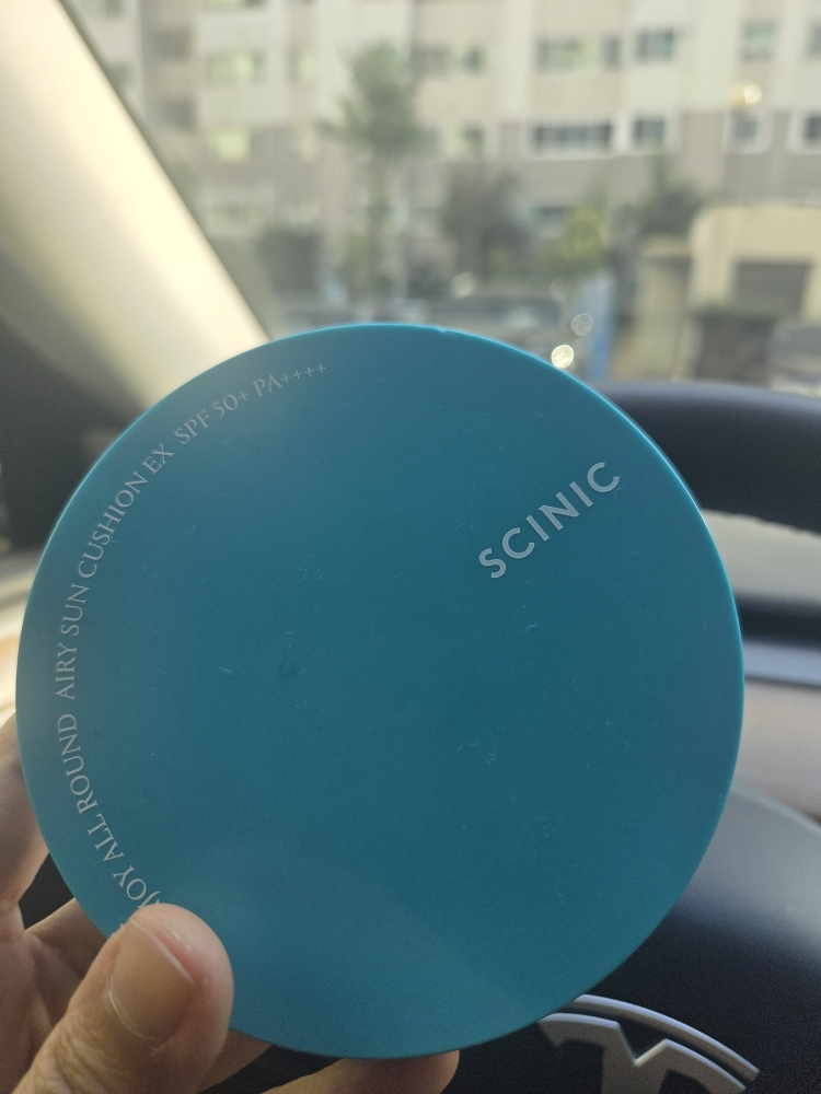 싸이닉 (SCINIC) 엔조이 올라운드 에어리 선쿠션 EX [SPF50+/PA++++] review image