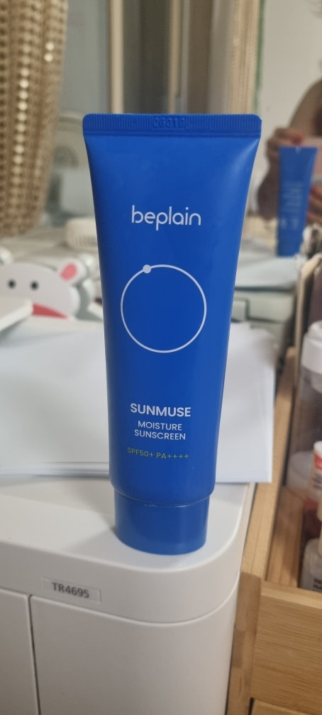Sunmuse 保湿防晒霜 [SPF50+/PA++++]的真实用户使用照片