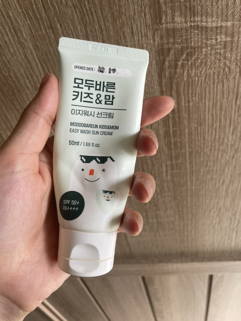 모두바른 (Modoobareun) 키즈&맘 이지워시 선크림 [SPF50+/PA++++] review image