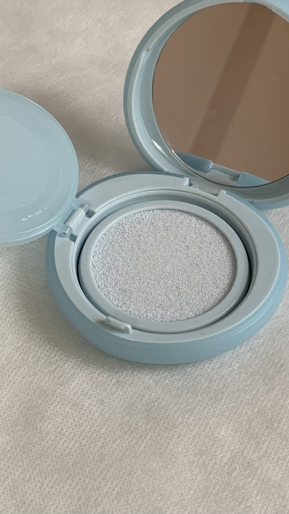 토코보 (TOCOBO) 블러 피니쉬 선쿠션 [SPF50+/PA++++] [01 코튼블루] review image