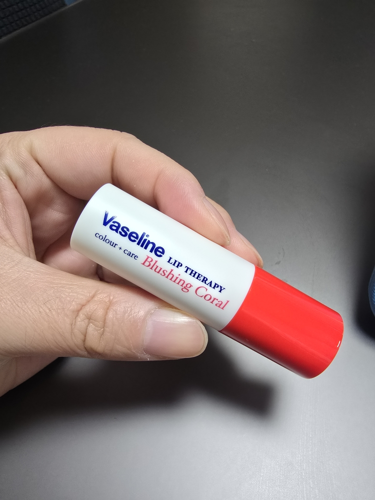 바세린 (Vaseline) (유니레버) 립 테라피 컬러 앤 케어 립밤 [블러싱코랄] review image