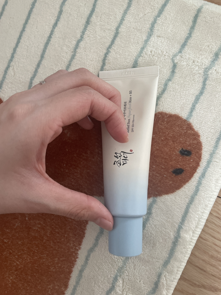 조선미녀 (BeautyofJoseon) 맑은쌀선크림 아쿠아프레쉬 [SPF50+/PA++++] review image