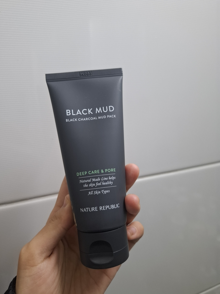 네이처리퍼블릭 (NATUREREPUBLIC) 내추럴 메이드 블랙차콜 딥 포어 머드팩 review image