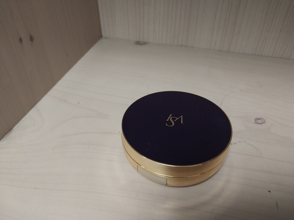 이자녹스 (ISAKNOX) 셀리뉴 컨실링 쿠션 [SPF50+/PA+++] [23호 내추럴베이지] review image