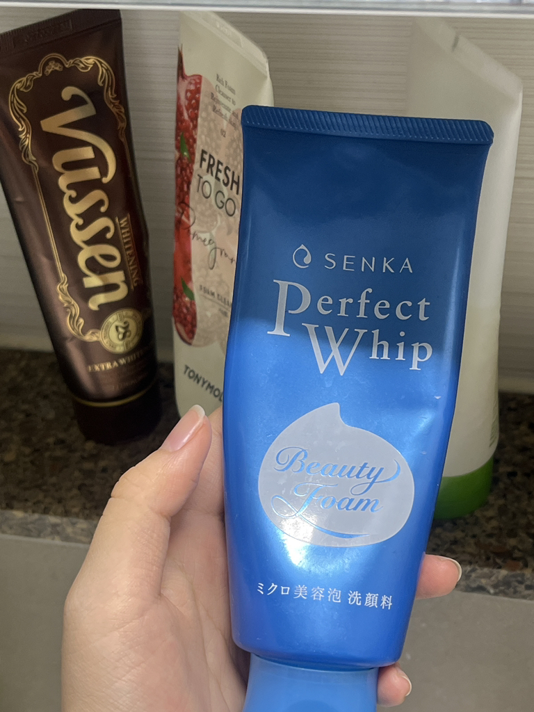 森卡 完美鞭打洗面奶 common.review image