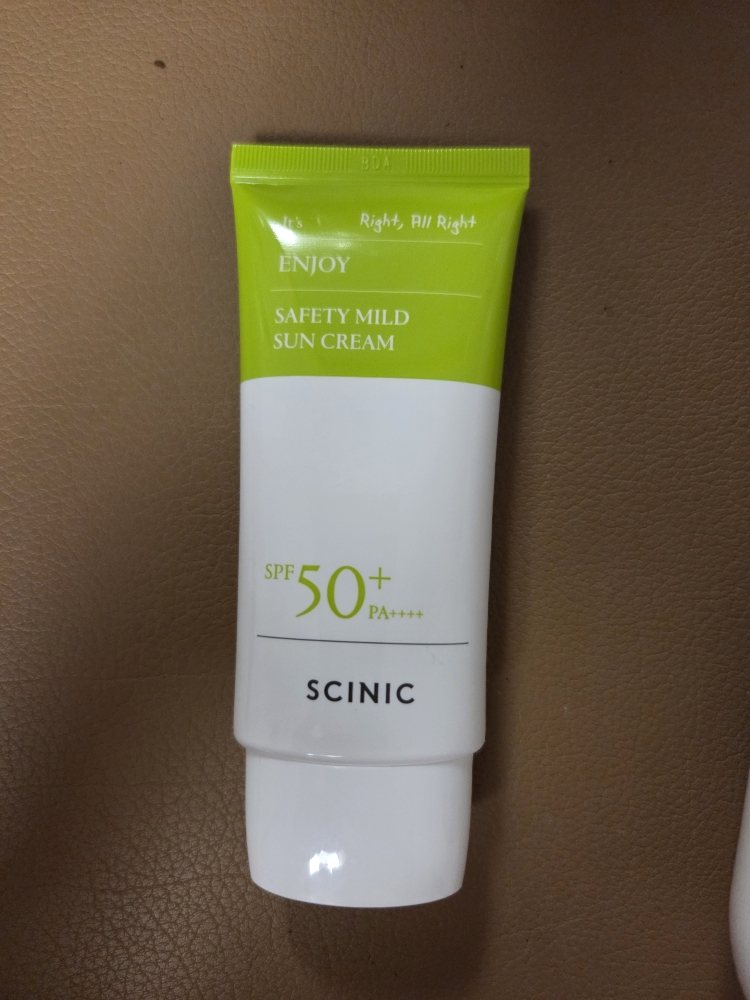 赛倪 Enzoi 安全温和防晒霜 [SPF50+/PA++++] common.review image