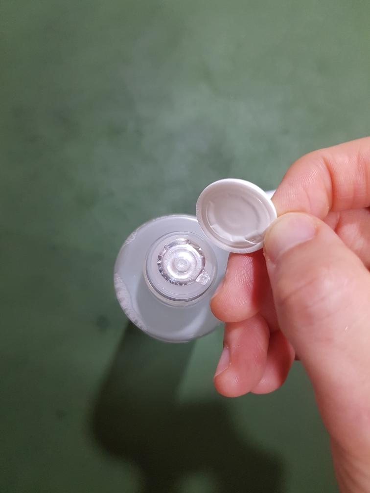 IsNtree Chestnut Baha 0.9% Clear Toner review image