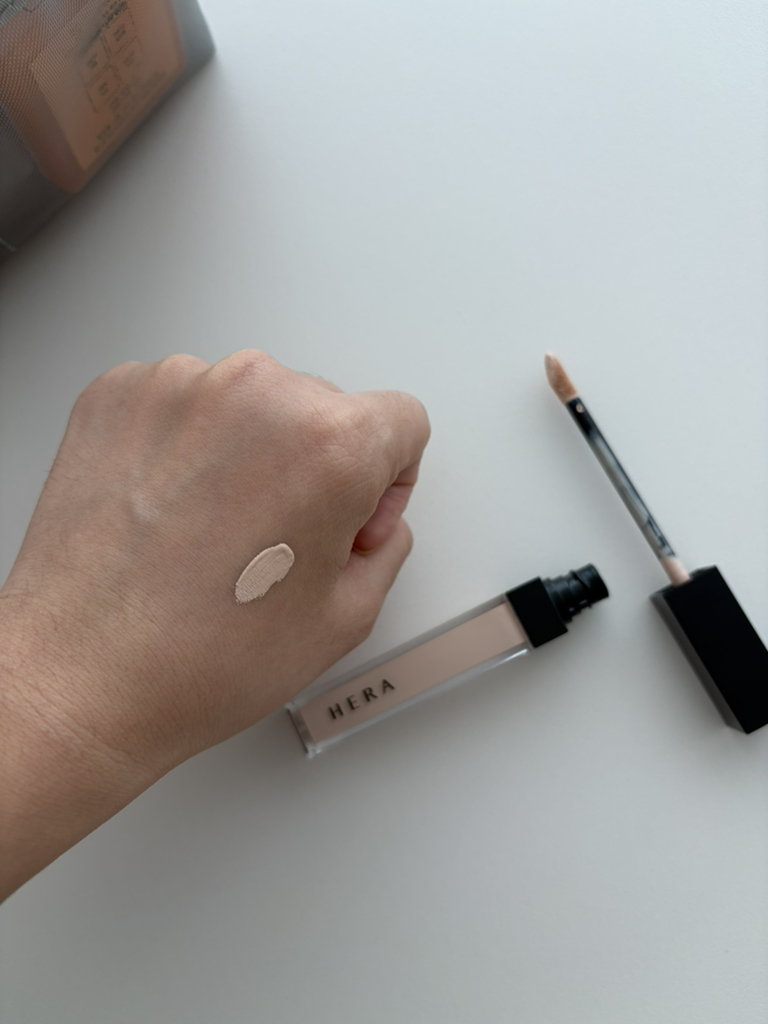 헤라 (HERA) 크리미 커버 컨실러 [바닐라] review image