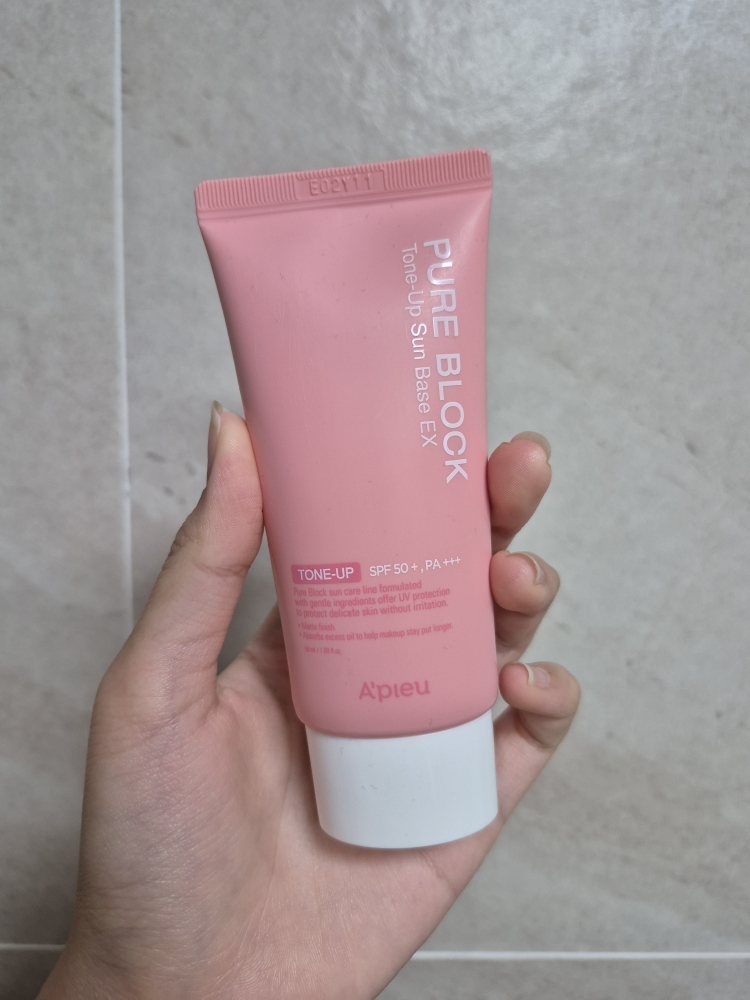어퓨 (A'pieu) 퓨어 블록 톤업 선 베이스 이엑스 [SPF50+/PA+++] review image