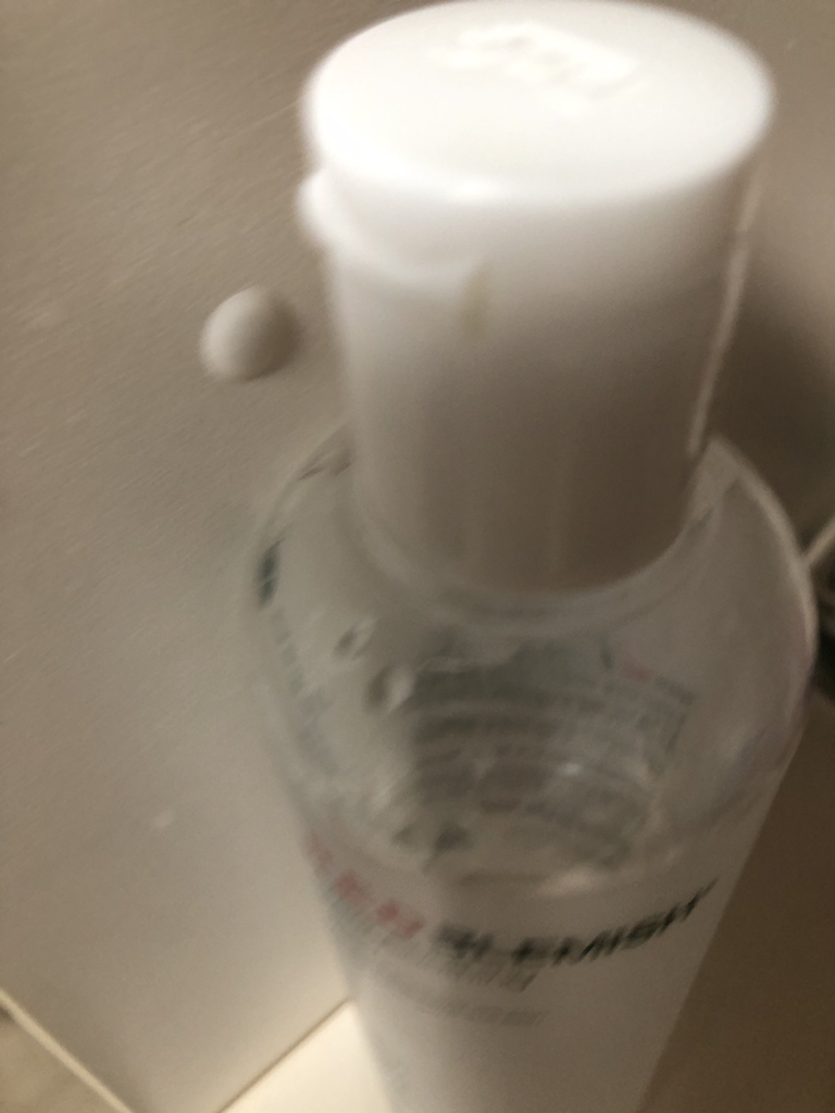 红色痘印清洁舒缓爽肤水的真实用户使用照片