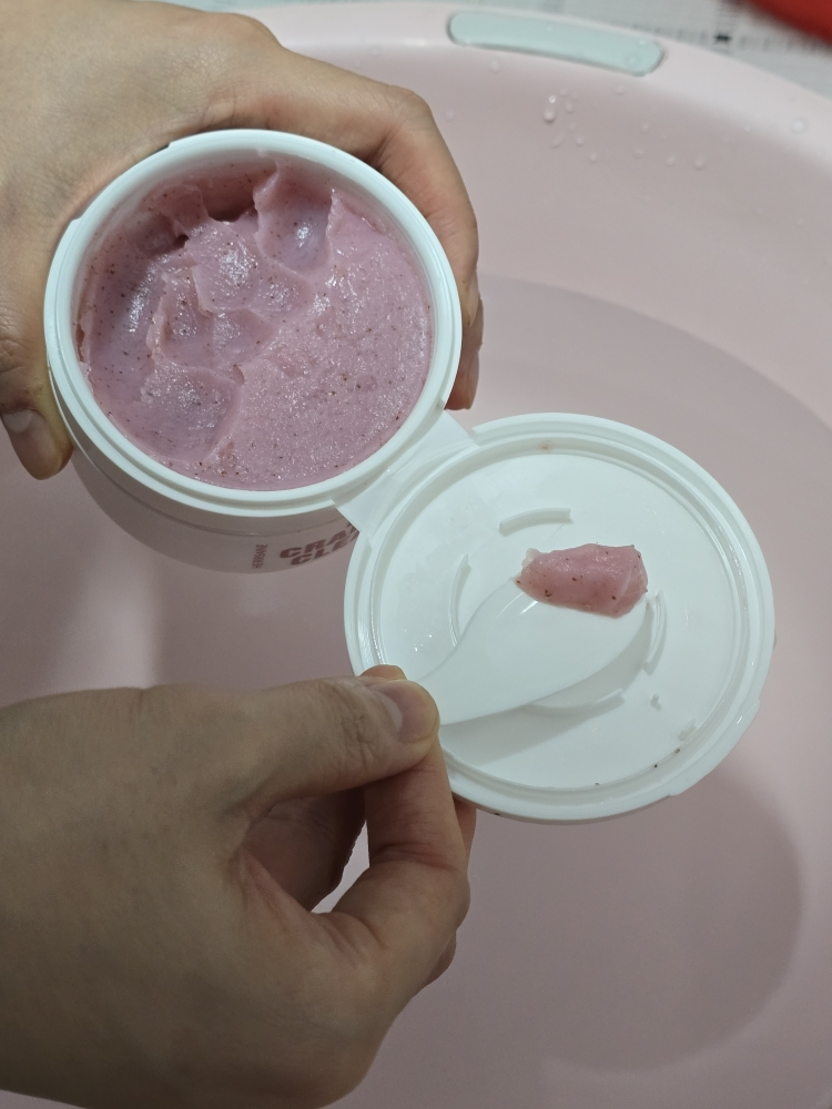 丰富蔓越莓洁面乳的真实用户使用照片