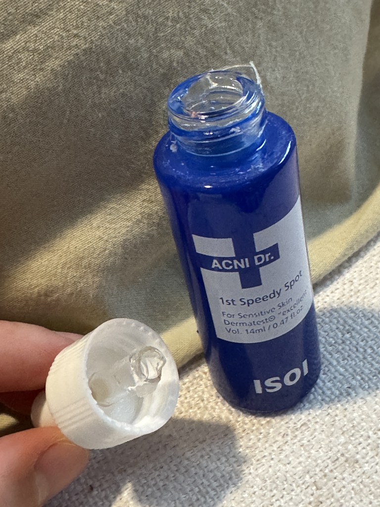 Ảnh đánh giá thực tế của người dùng về Acne Doctor 1st Control Serum