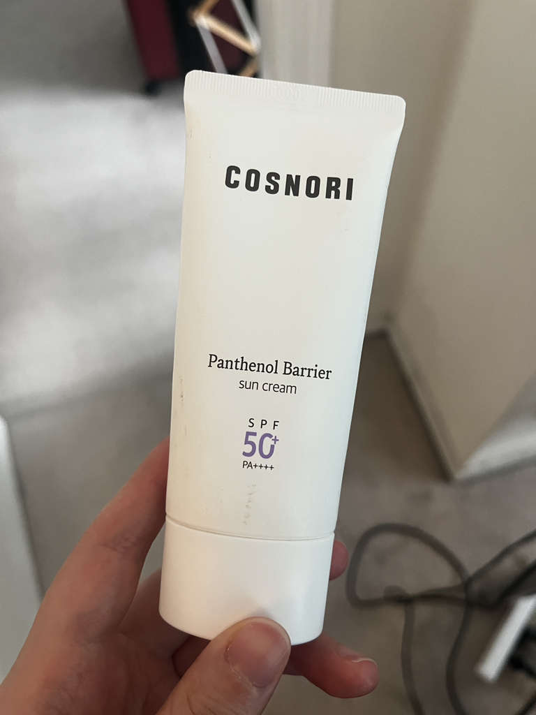 코스노리 (COSNORI) 선크림 [SPF50+/PA++++] [판테놀베리어] review image