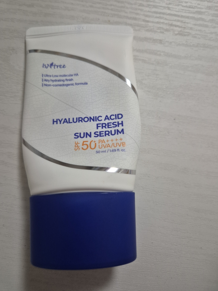 透明质酸清爽防晒精华液 [SPF50+/PA++++]的真实用户使用照片
