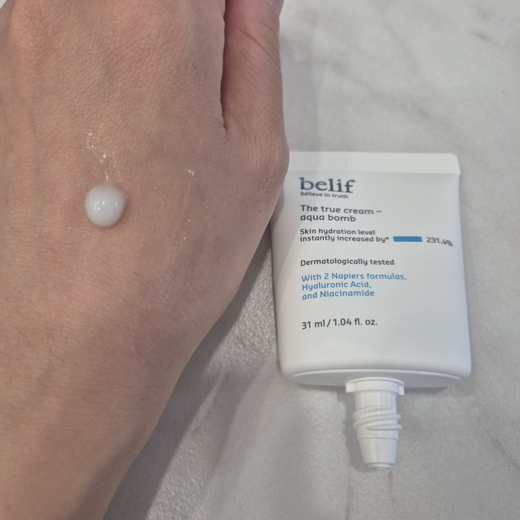 빌리프 (belif) 아쿠아 밤 review image