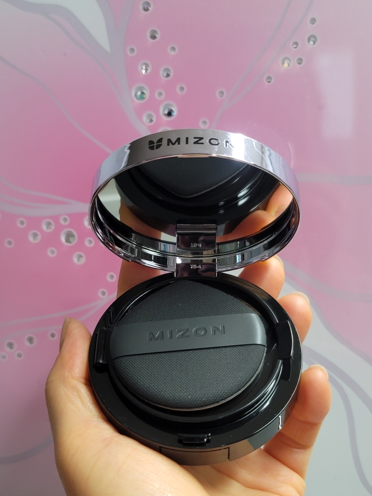 미즈온 (MIZON) 비건 콜라겐 쿠션 [SPF38/PA++] [21호] review image