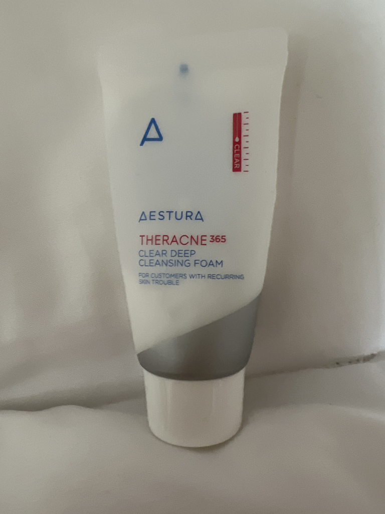 瑷丝特兰 特拉克尼365深层清洁洗面奶 common.review image