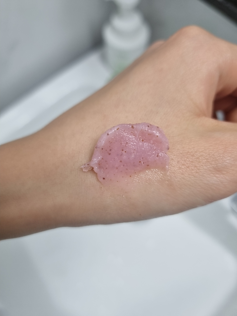 丰富蔓越莓洁面乳的真实用户使用照片