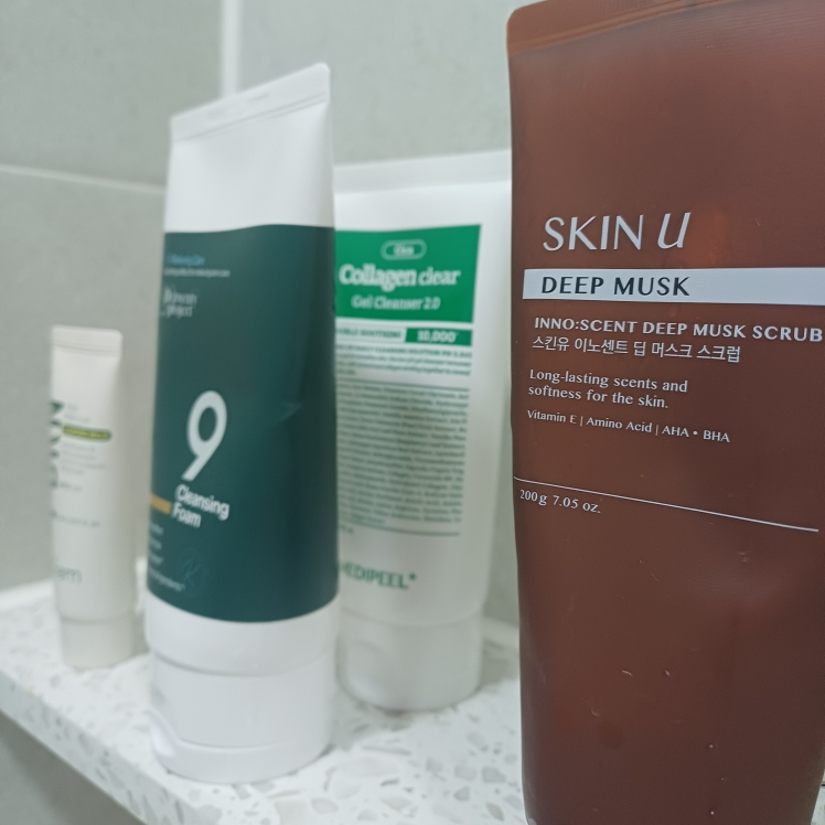 红色乳胶原蛋白透明泡沫洁面乳 2.0的真实用户使用照片