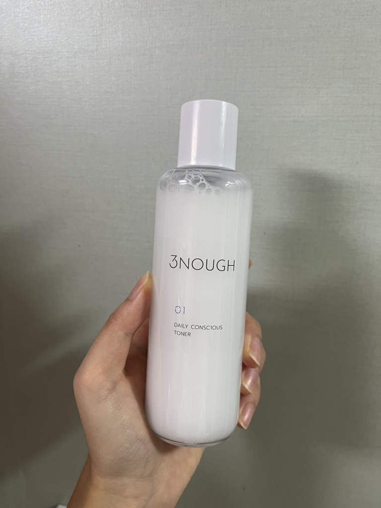 日常护肤水的真实用户使用照片