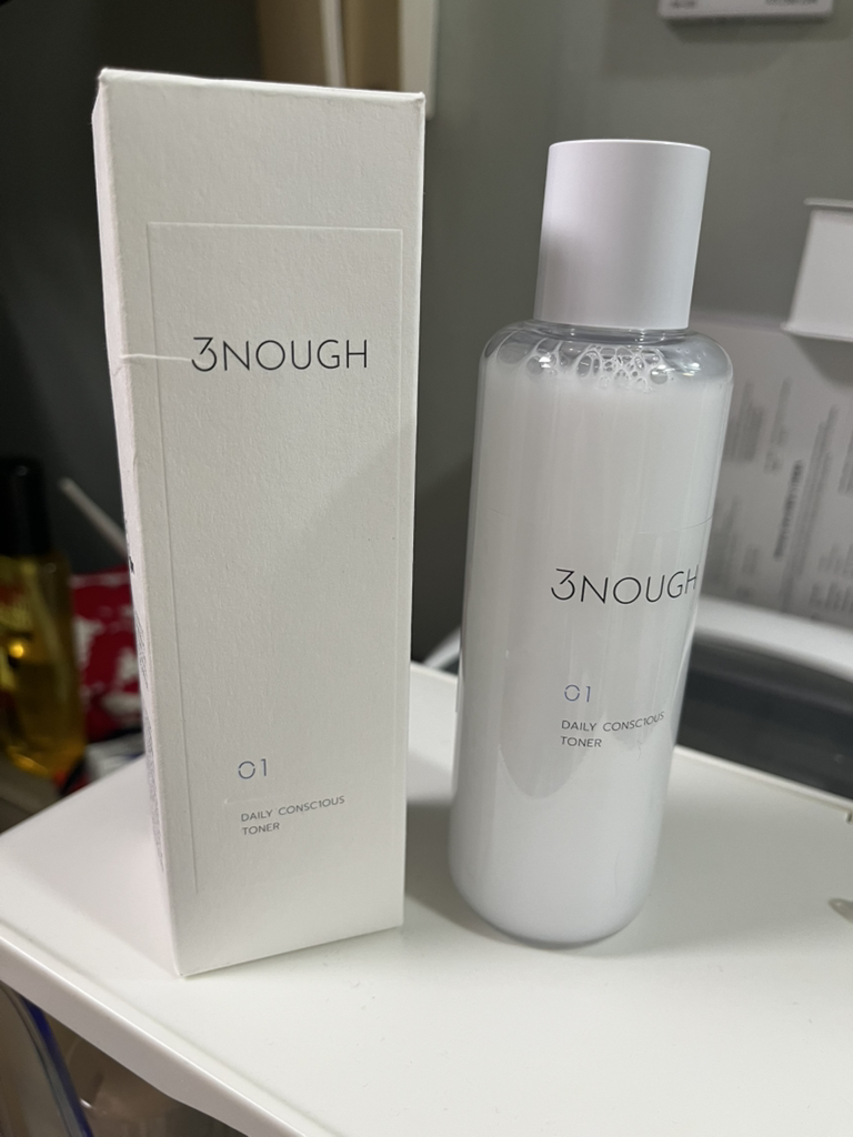 日常护肤水的真实用户使用照片