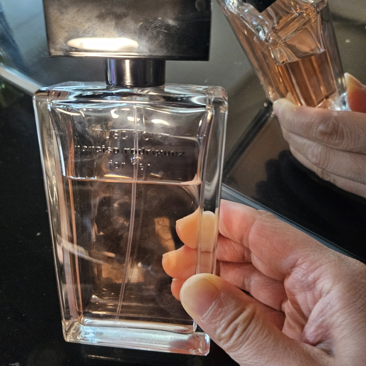 나르시소로드리게즈 (narcisorodriguez) 포 허 오 드 퍼퓸 머스크 누와르 review image