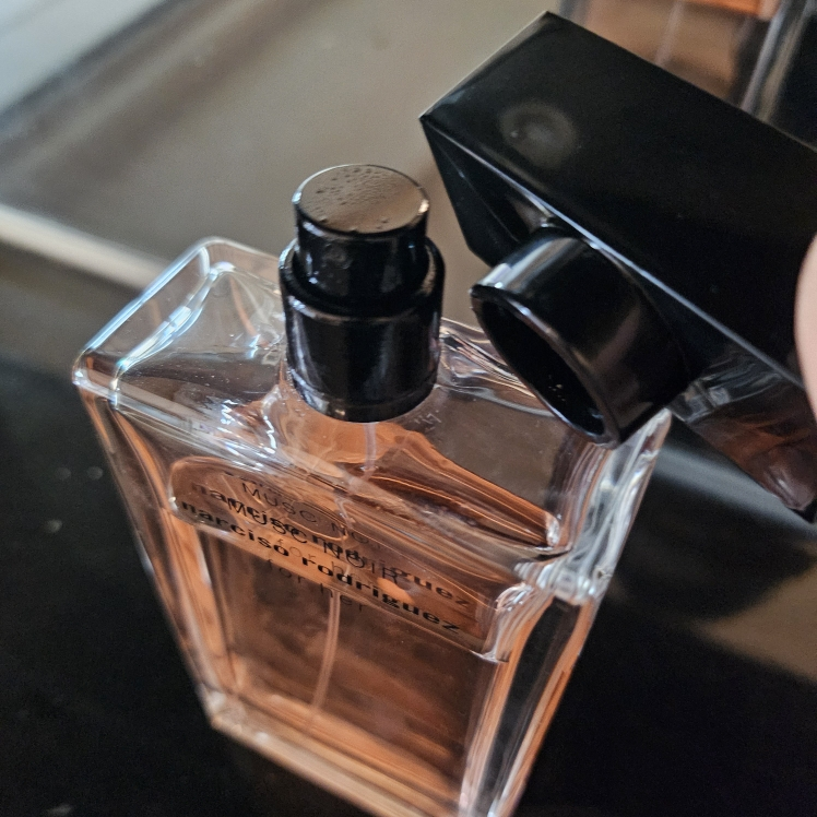 나르시소로드리게즈 (narcisorodriguez) 포 허 오 드 퍼퓸 머스크 누와르 review image