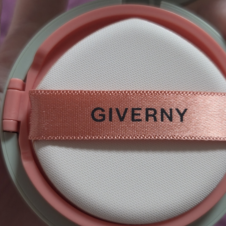 지베르니 (GIVERNY) 밀착 커버 쿠션 [SPF40/PA++] [17C 포슬린] review image