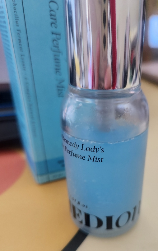 Ảnh đánh giá thực tế của người dùng về Lactorymedi Y Care Perfume Mist [Watery Blue]