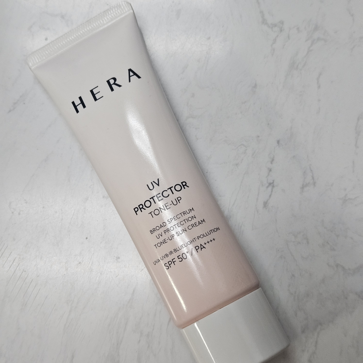 赫妍 Tone Up 紫外线防护剂 [SPF50+/PA++++] common.review image