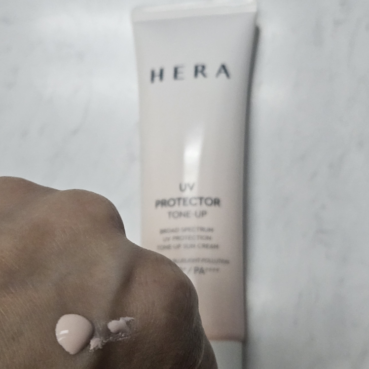 赫妍 Tone Up 紫外线防护剂 [SPF50+/PA++++] common.review image
