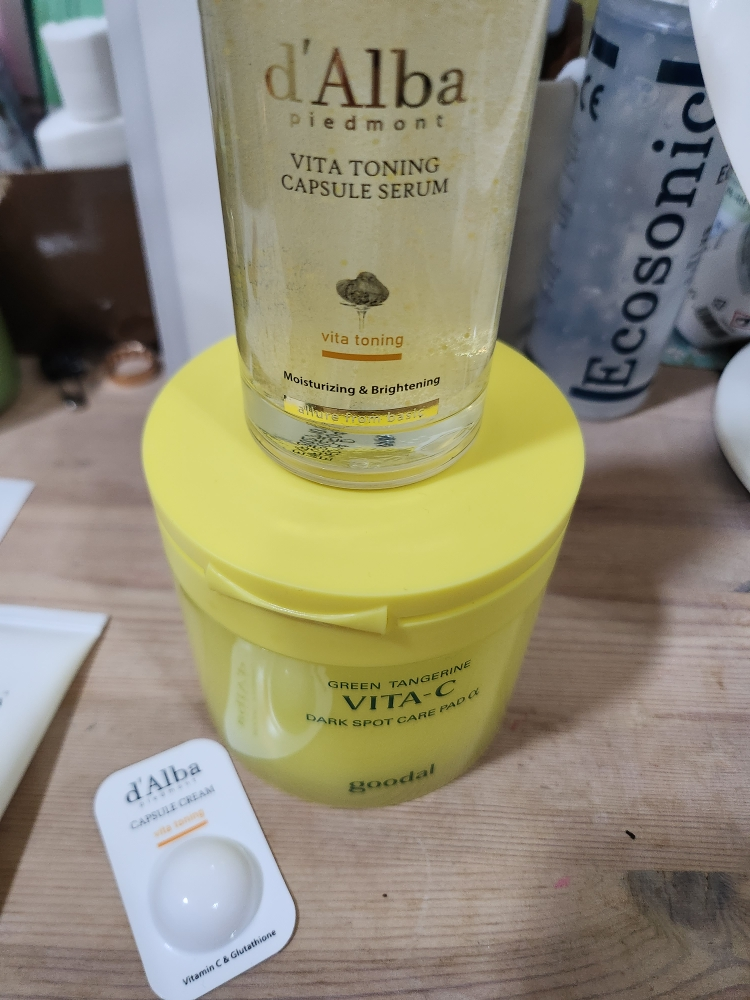 달바 (d'Alba) 비타 토닝 캡슐 세럼 review image
