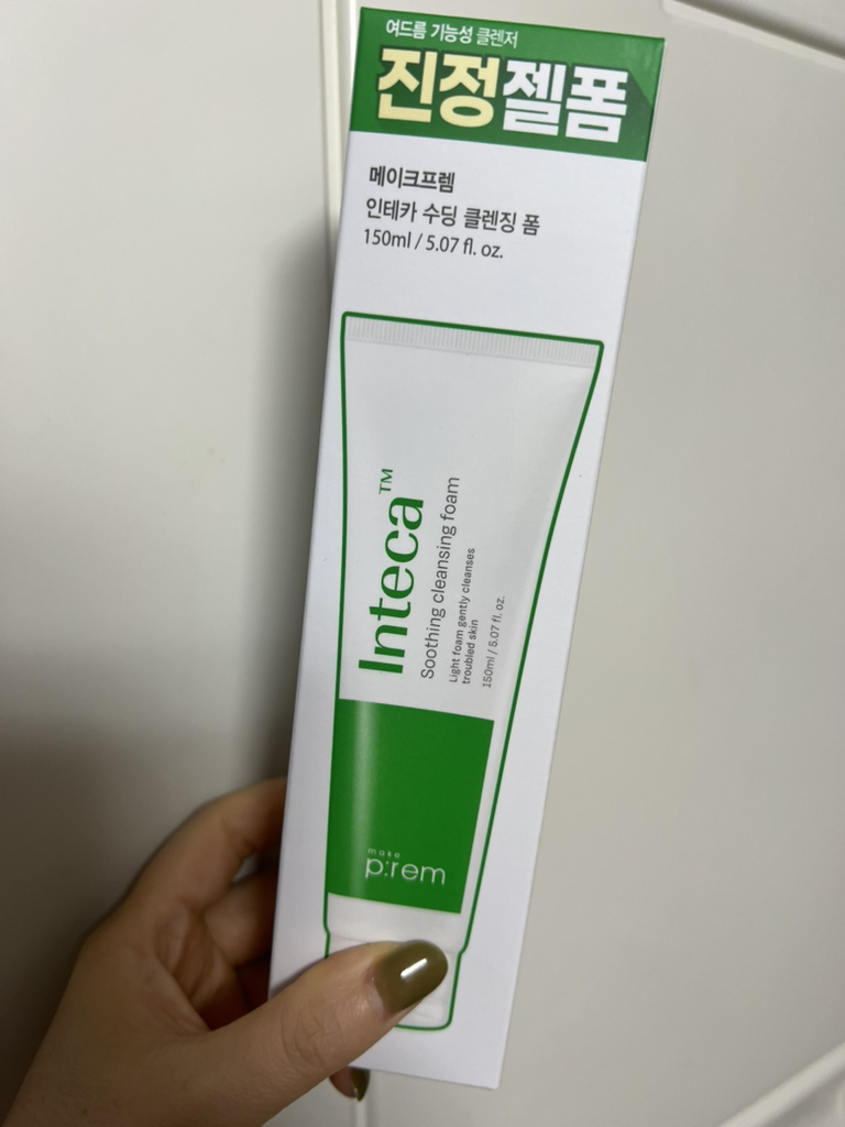 美科富来 因特卡舒缓洁面膏 common.review image