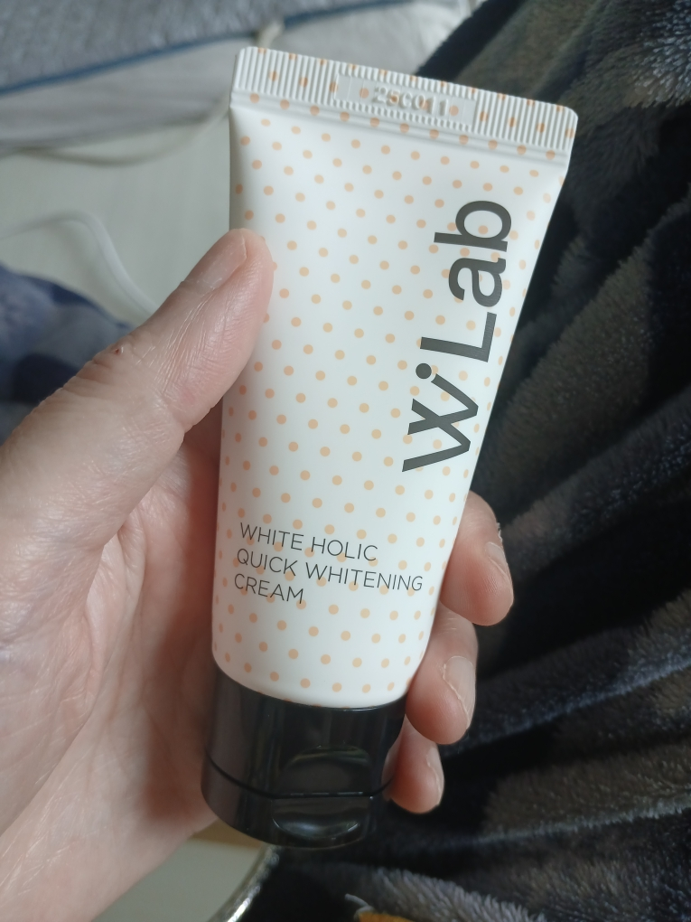 白色上瘾快速美白霜的真实用户使用照片