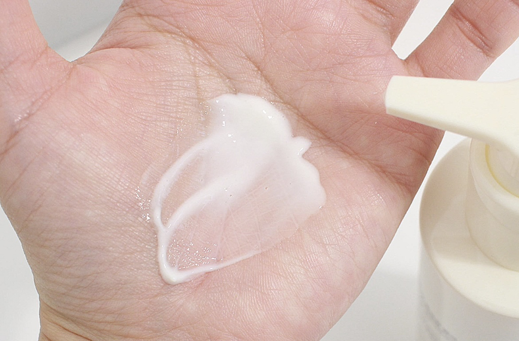 마녀공장 (manyo) 퓨어 소이빈 클렌징밀크 review image