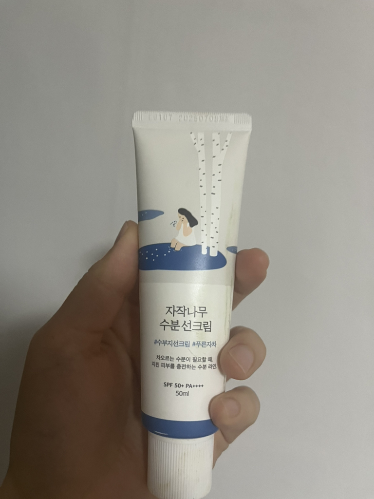 라운드랩 (ROUNDLAB) 자작나무 수분 선크림 [SPF50+/PA++++] review image